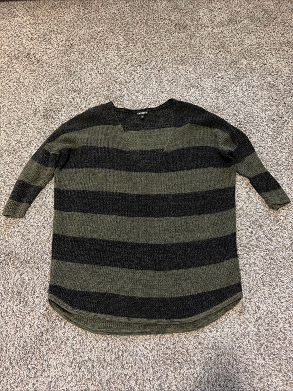 Express Sweater. Two tone stripes.V-Neck. 3/4 sleeves. Olive green and Black.Lg.